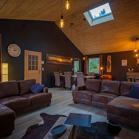 펜션 A L Oree Du Bois